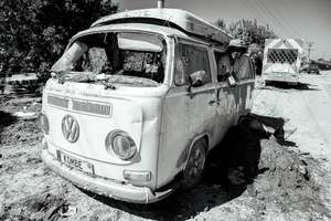 PHILLIP BARBER, PETONE WINES (SALVAGING FROM COMBI)