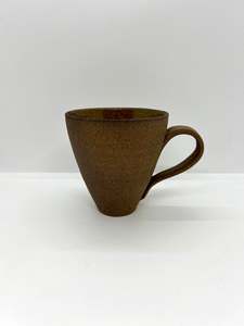 Annette Bull 1: 12. DARK BROWN CUP