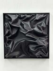 Kaye Mcgarva: BLACK BLACK