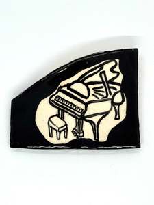 GRAND PIANO