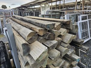 Pine Half Round H4 Post 150-200x2400mm Musgroves