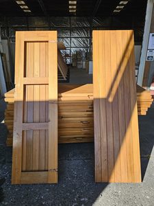 Products: Int Rimu T&G Door 535x1880mm Musgroves