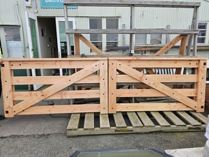 Products: New Zealand Oregon Pair Of Gates Musgroves