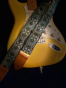 Atmos Nz Guitar Straps: Atmos Emerald Guitar Strap Black Leather