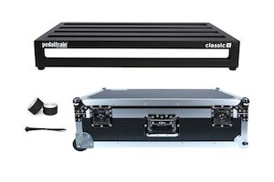 Pedaltrain Classic 3 with Wheeled Tour Case