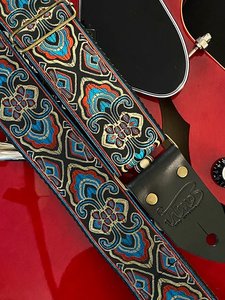 Atmos Electro Bliss Guitar Strap Brown Leather