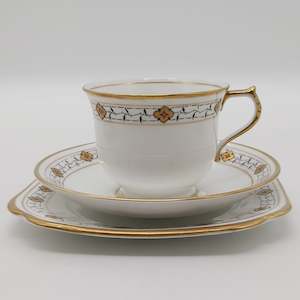 Bell China - Gold Flower Garland. 1555 - Trio