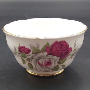 China Brand Colclough England: Colclough - White and Red Roses, 7985 - Sugar Bowl
