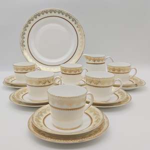 China Brand Elizabethan England: Elizabethan - Swiss Cottage - 20-piece Tea Set