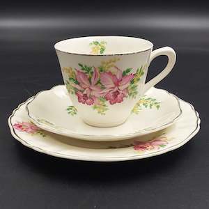 China Brand J G Meakin England: J & G Meakin - Orchids - Trio