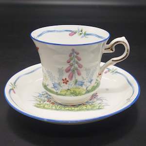 China Brands D: Delphine - Flowers and Butterfly - Duo