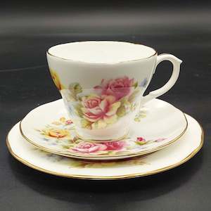 China Brands D: Duchess - Pink and Yellow Roses - Trio
