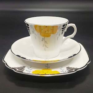 China Brands M: Melba - Yellow Flower - Trio