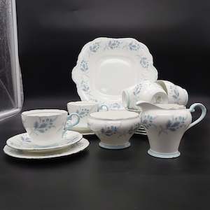 China Brand Aynsley England: Aynsley - Las Palmas - 21-piece Tea Set