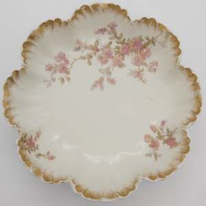 Limoges, A Lanternier & Co - Pink Flowers - Round Bowl - ANTIQUE