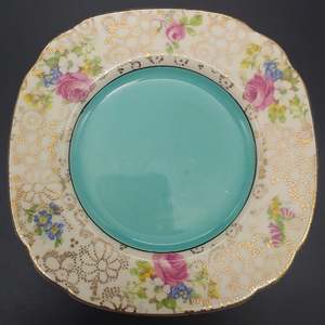 China Brand Hollinshead Kirkham England: Hollinshead & Kirkham - Blue Centre, Flowers and Filigree Band - Small Plate