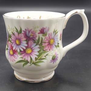 Royal Albert - Flowers of the Month Series: September - Michaelmas Daisy - Mug