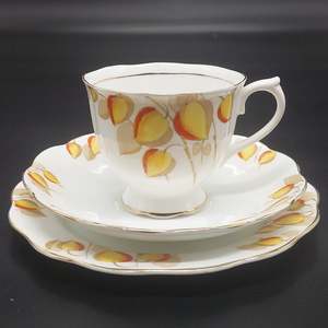 China Brands R: Royal Albert - Winter Cherry - Trio