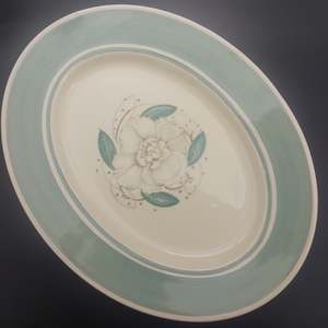 Susie Cooper - Gardenia - Platter, Small