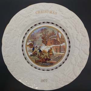 China Brands C: Coalport - Christmas, 1977 - Display Plate