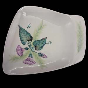 Carlton Ware - Convolvulus, Purple - 2496 Tray, Small