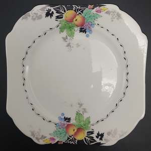 China Brands S: Shelley - Fruit, 11472 - Side Plate