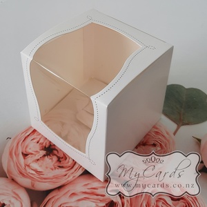 Favour Box Large Window 9cm Sq END OF LINE – CLEARANCE LAST 40