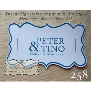 Green Border Sign Design 258s