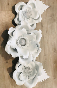 Products: Three wall flowers M y Dream party