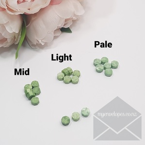 Wax Seal Beads – Pale Green (bag of 100)