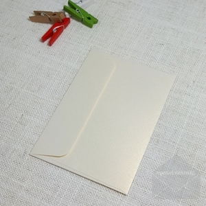 Ivory Gold Metallic C7 Envelopes Rectangle Flap