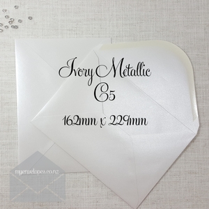 C5: Ivory Metallic C5 Envelopes Diamond Flap 120gsm SOLD OUT