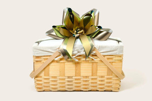 Products: La Provence Gift Basket