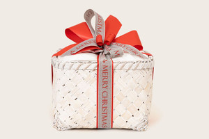 Products: Xmas Cheer Gift Basket