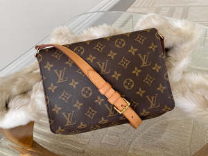Bags: Louis Vuitton Monogram Musette Tango