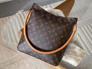 Bags: Louis Vuitton Monogram Looping GM