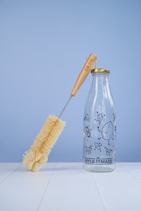 Merchandise: Mylk Bottle Cleaning Brush