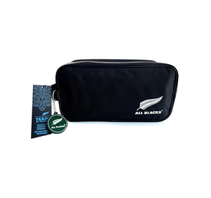 All Blacks: All Blacks Toilet Bag - upgrade with colour keyring - GREEN