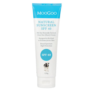 Moogoo: MooGoo | Clear Zinc Sunscreen SPF 40