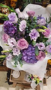 Purple Bouquet – Myrrh & Co Florist Mt Maunganui