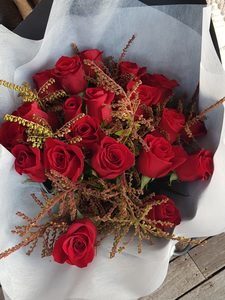 Red Roses – Myrrh & Co Florist Mt Maunganui