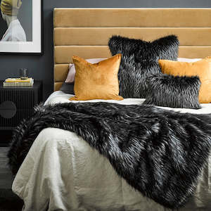 Imitation Fur Throws: Luxury Imitation Fur Throw - Ebony Plume