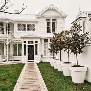 Outdoor: Madrid 900 Planter