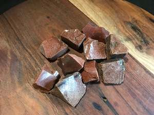 Raw Pieces: Raw Goldstone