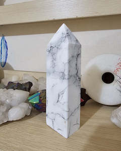 Towers And Points: Howlite Tower