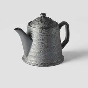 Teapots: Black Scroll Teapot