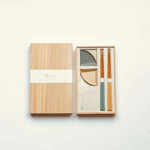 Boxed Sets: Peacock & Beige Chopstick Gift Box