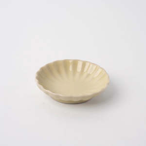 Sauce Dishes: Yellow Round Chrysanthemum Sauce Dish