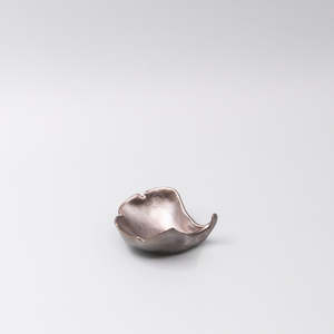 Metallic Gingko Leaf Sauce Dish