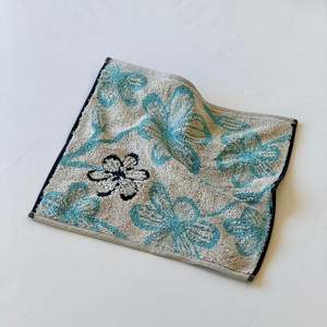 Japanese Cloths Towels: Flor Face Towel in Blue & Ivory
